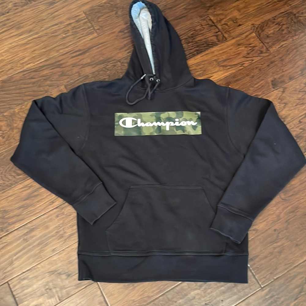Men’s champion hoodie